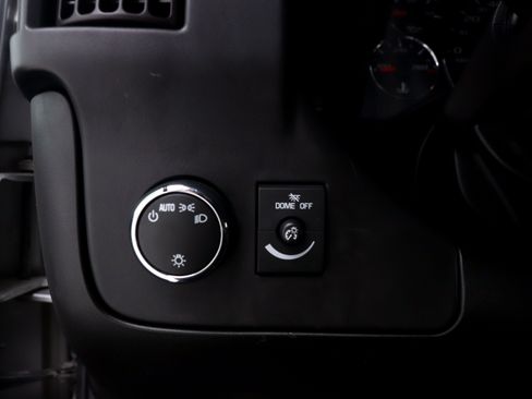 Used 2018 Chevrolet Express 3500 LS RWD image 20