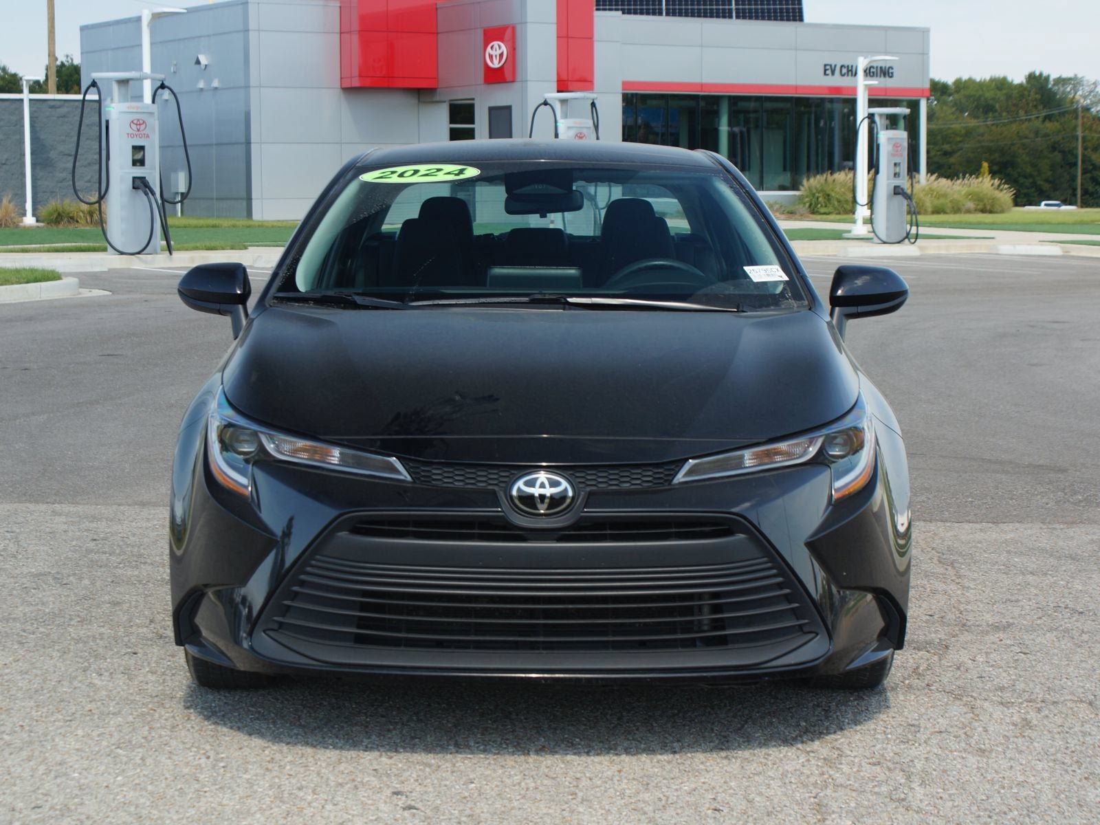 Used 2024 Toyota Corolla LE FWD image 23