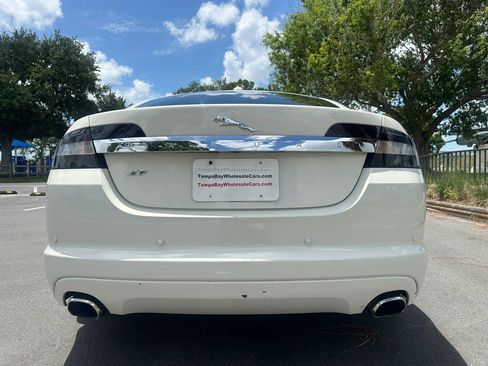 Used 2009 Jaguar XF Luxury RWD image 10