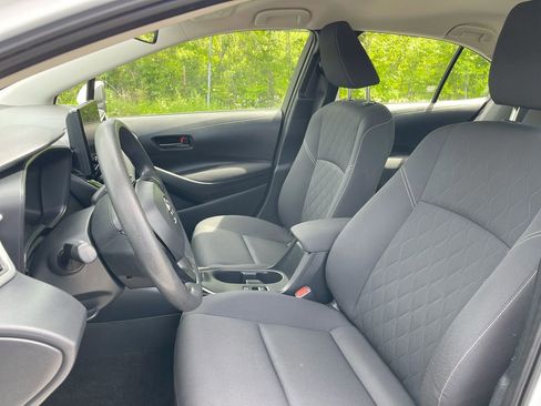 Certified 2024 Toyota Corolla LE AWD/4WD image 10