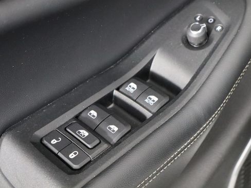 Used 2022 Jeep Grand Cherokee L Laredo w/ Luxury Tech Group I AWD/4WD image 20