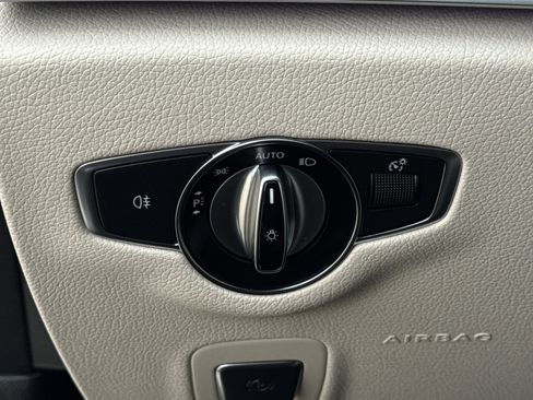 Used 2023 Mercedes-Benz E 450 4MATIC Sedan image 22