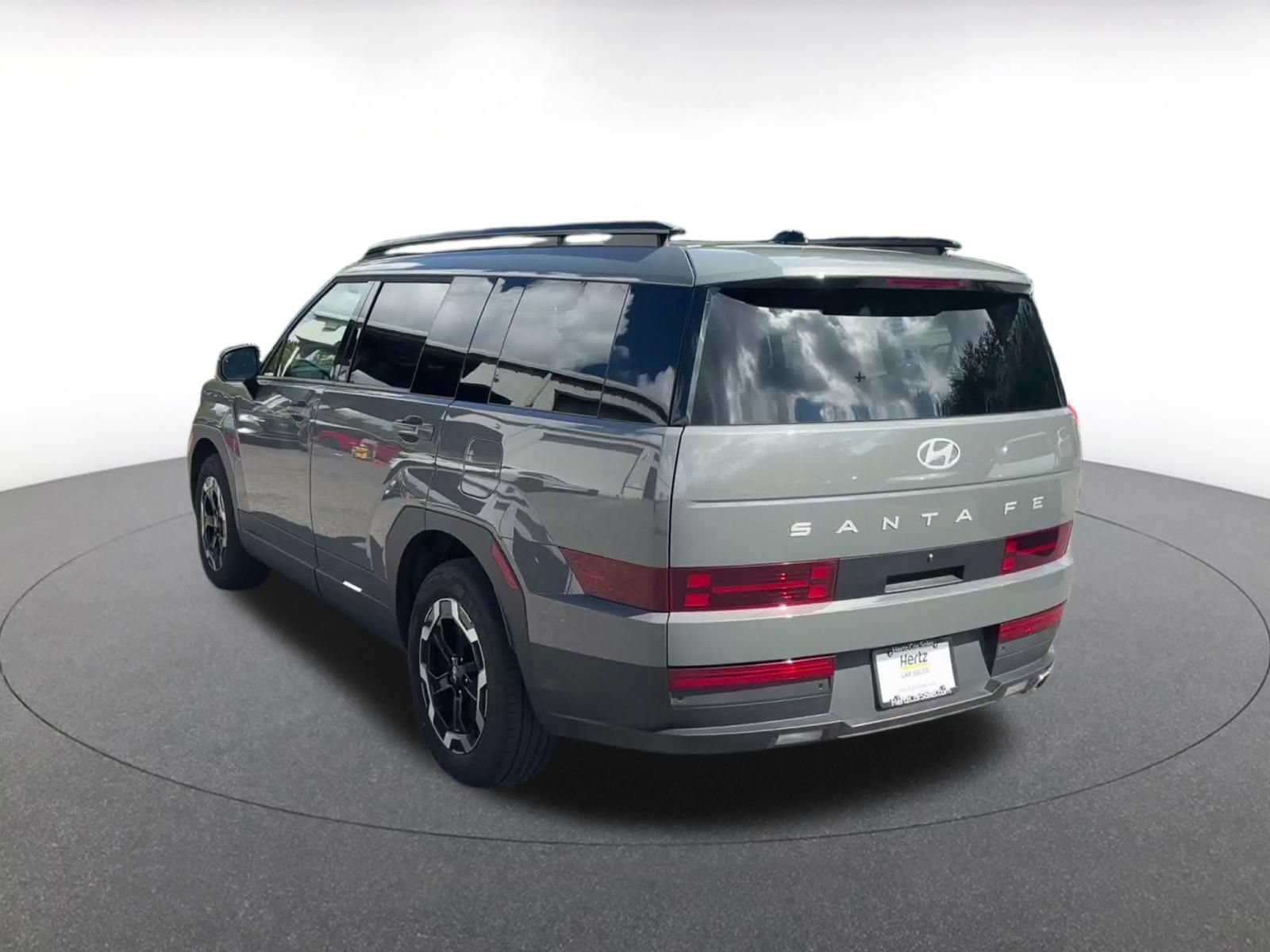 Used 2026 Hyundai Santa Fe SEL FWD image 9