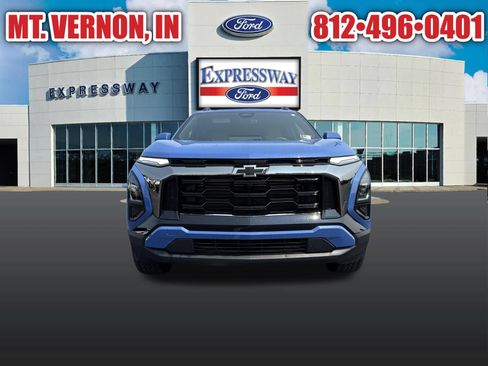 Used 2026 Chevrolet Equinox ACTIV w/ LPO, Floor Liner Package AWD/4WD image 3