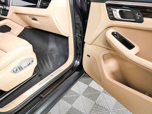 New 2026 Porsche Macan S AWD/4WD image 27
