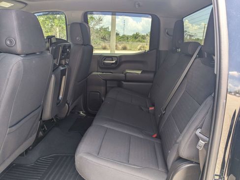Used 2023 Chevrolet Silverado 1500 Custom RWD image 16