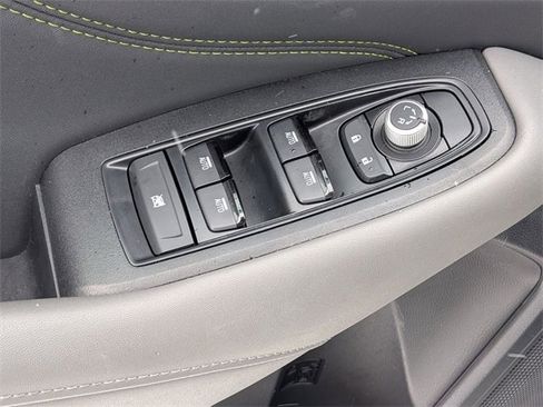 Used 2025 Subaru Outback Onyx Edition image 16