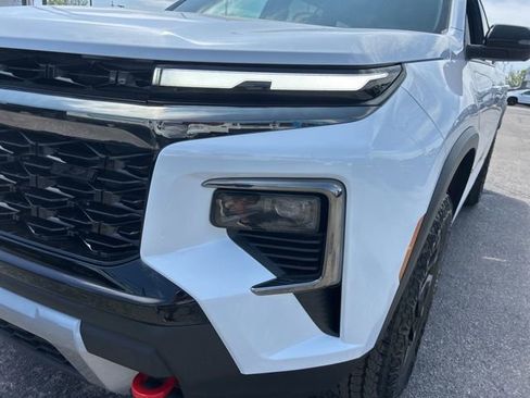 New 2026 Chevrolet Traverse Z71 w/ Driver Confidence Package AWD/4WD image 9