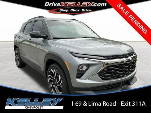 Used 2026 Chevrolet TrailBlazer RS w/ Convenience Package AWD/4WD image 1