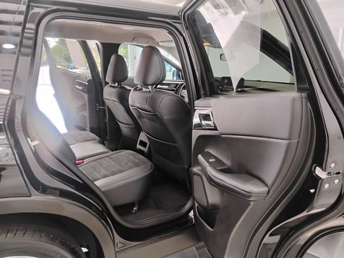 Used 2024 Mitsubishi Outlander SE FWD image 79