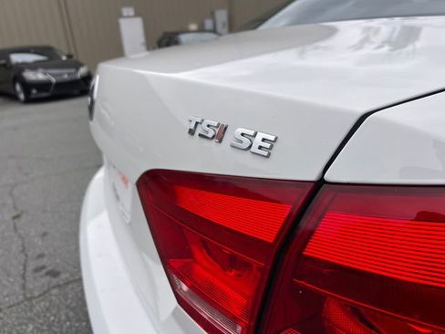 Used 2015 Volkswagen Passat 1.8T SE image 34