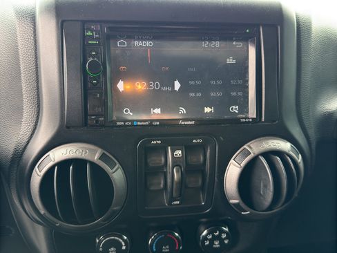 Used 2011 Jeep Wrangler Unlimited Sport AWD/4WD image 19