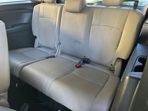 Used 2019 Honda Odyssey EX-L image 36