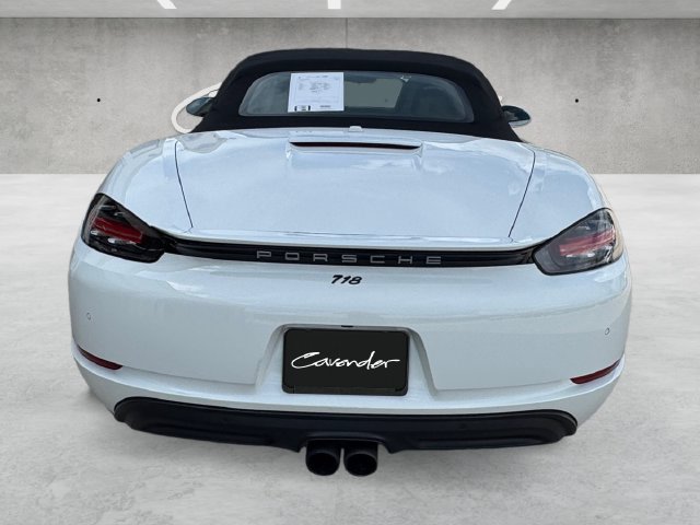 Used 2017 Porsche 718 Boxster S RWD image 15