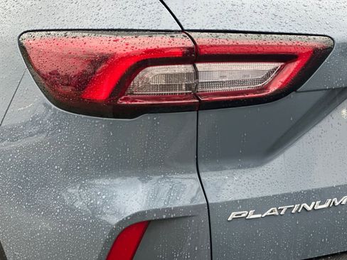 Certified 2025 Ford Escape Platinum image 28