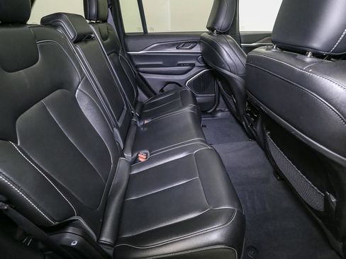 Used 2024 Jeep Grand Cherokee Limited 4xe AWD/4WD image 23