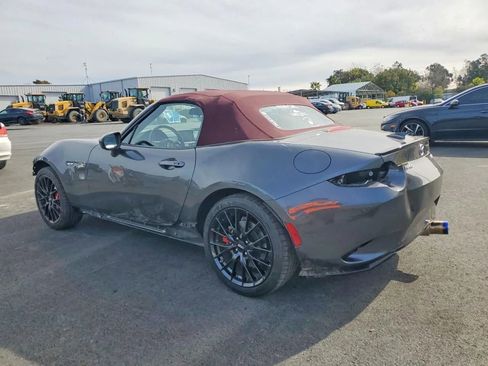Used 2018 MAZDA MX-5 Miata Club w/ Brembo/BBS Recaro Package RWD image 2