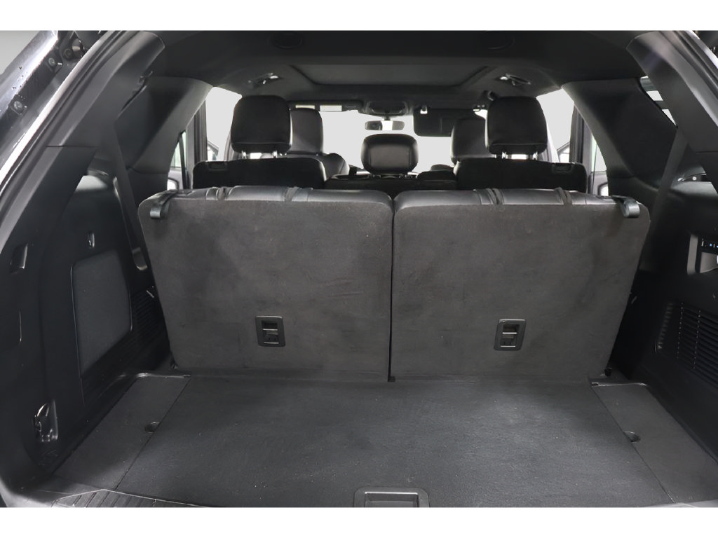 Used 2023 Ford Explorer ST w/ Technology Package AWD/4WD image 17