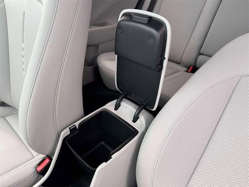 New 2026 Hyundai Kona SEL Premium image 20