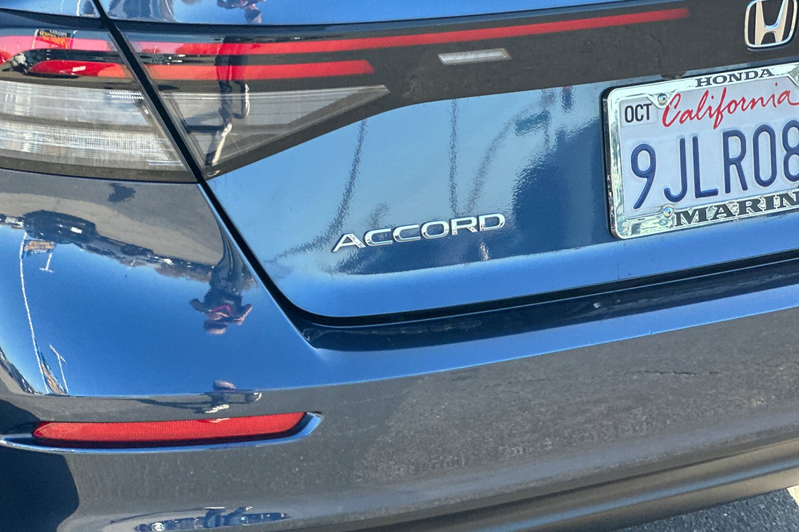 Used 2023 Honda Accord EX image 29