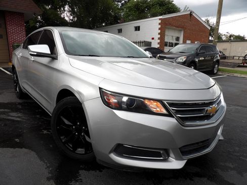 Used 2017 Chevrolet Impala LT image 8