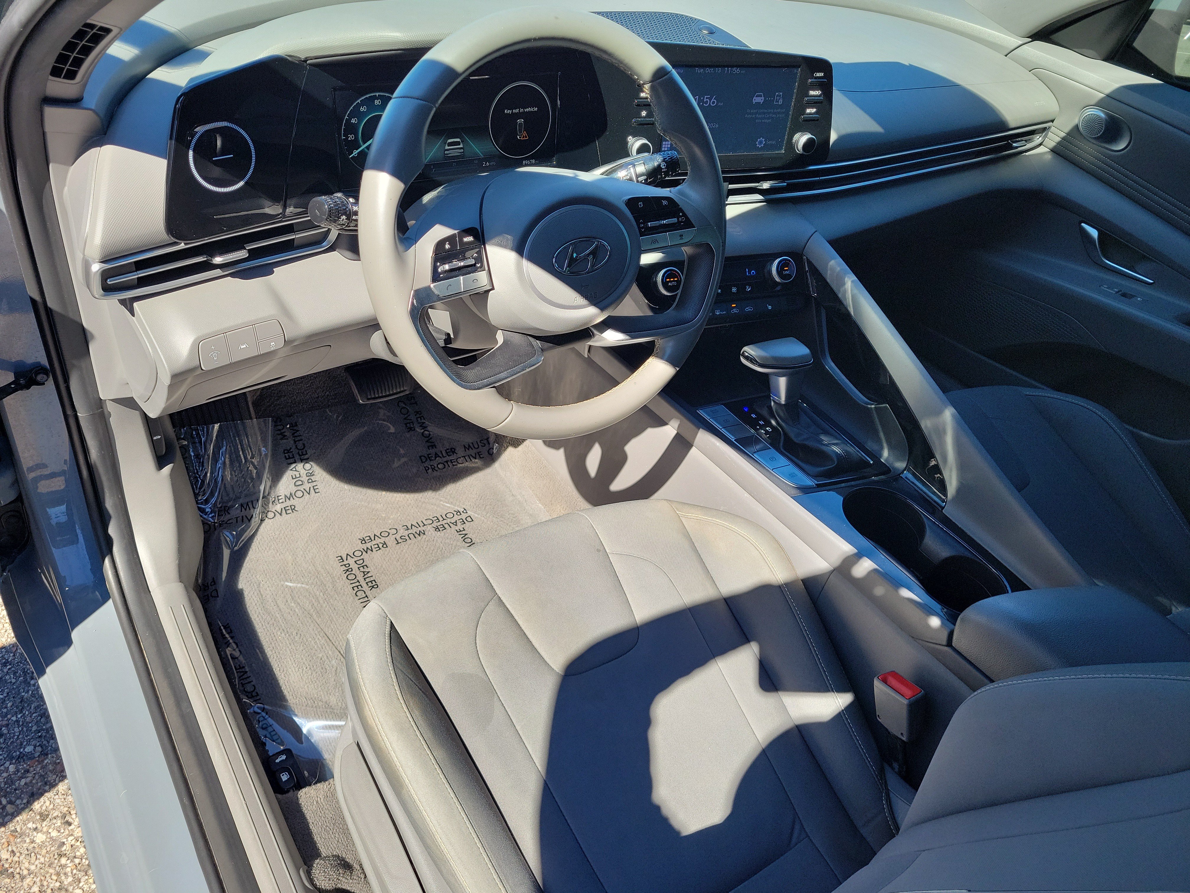 Used 2021 Hyundai Elantra SEL w/ Convenience Package FWD image 14