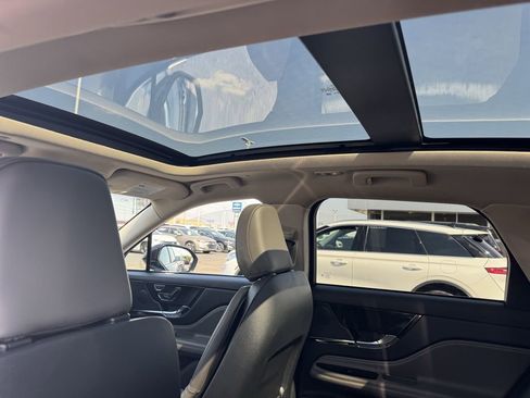 Certified 2024 Lincoln Corsair Grand Touring w/ Equipment Group 301A image 15