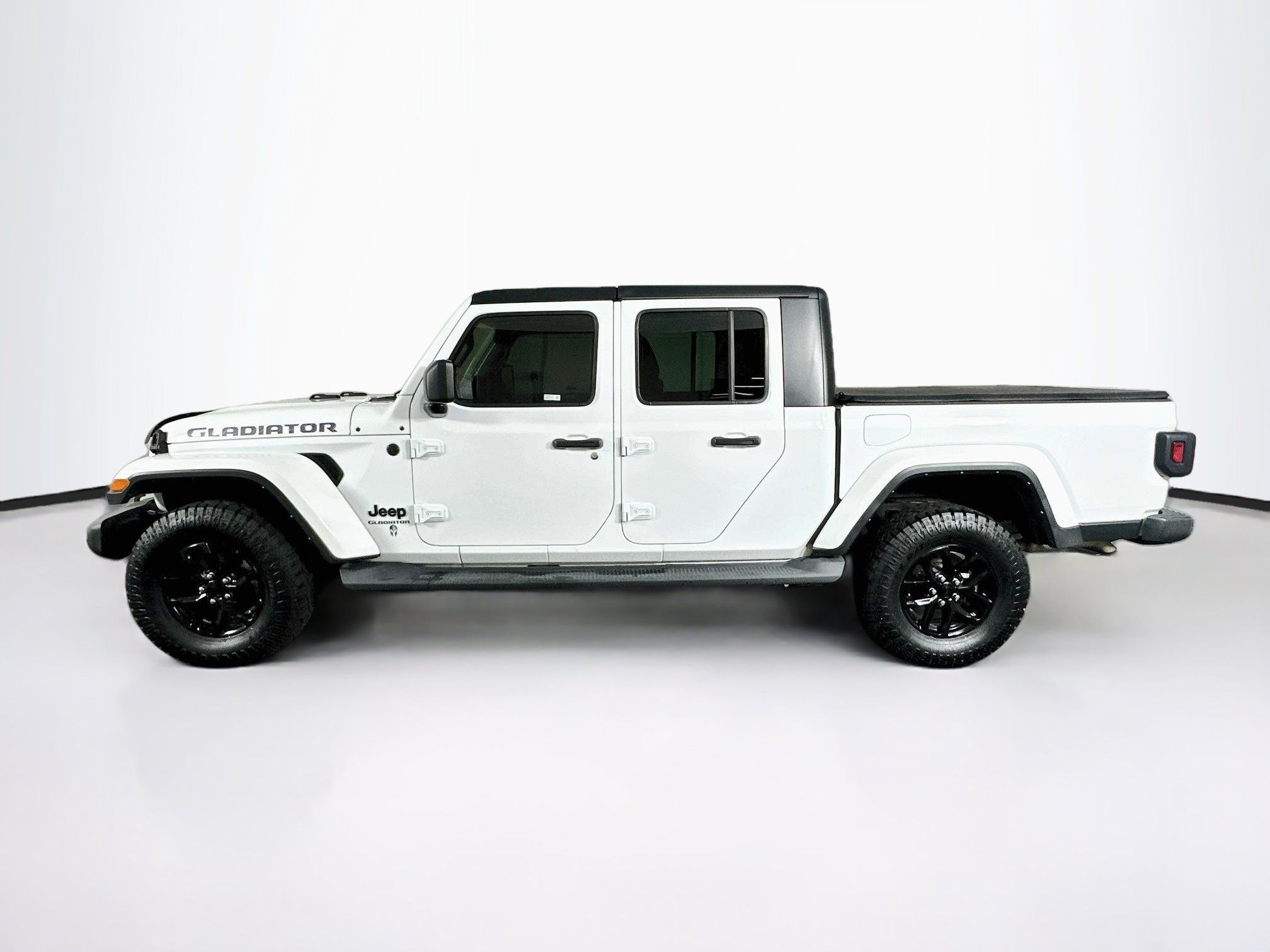 Used 2022 Jeep Gladiator Sport AWD/4WD image 4