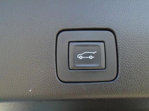 Certified 2023 Buick Encore GX Select w/ Sport Touring Package image 27