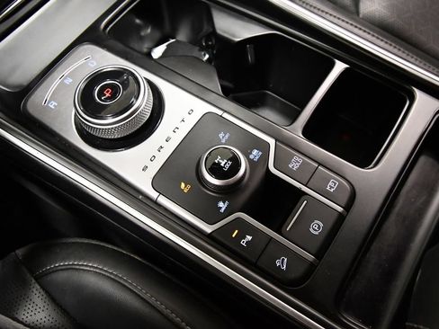 Certified 2023 Kia Sorento EX AWD/4WD image 27