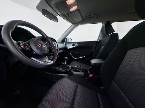 Used 2021 Kia Soul LX image 20