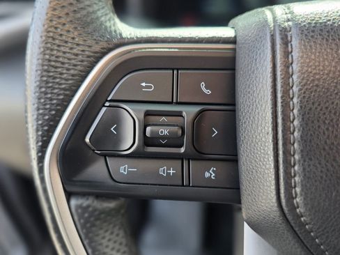 Used 2025 Toyota Tundra Limited AWD/4WD image 25