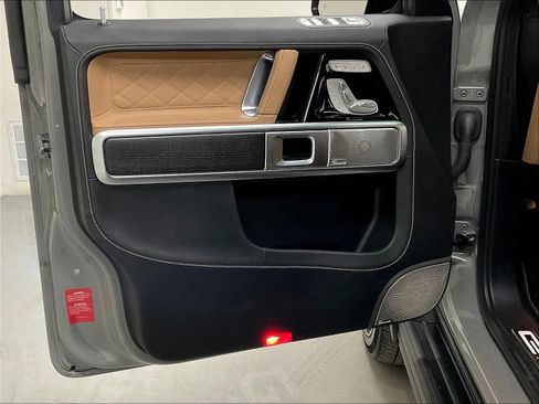 Used 2025 Mercedes-Benz G 550 image 17