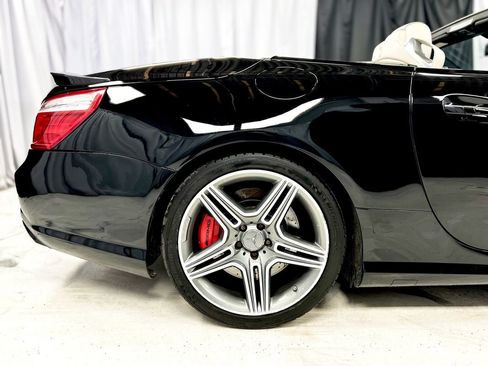 Used 2013 Mercedes-Benz SL 63 AMG image 17