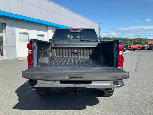 Used 2024 Chevrolet Silverado 2500 LT w/ All Star Edition AWD/4WD image 17