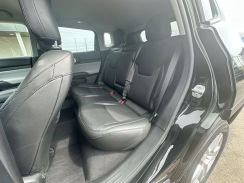 Used 2022 Jeep Compass Latitude w/ Convenience Group AWD/4WD image 23