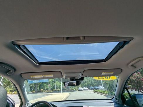 Certified 2022 Honda Pilot Special Edition image 17