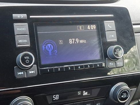 Used 2018 Honda CR-V LX image 17