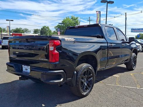 Used 2022 Chevrolet Silverado 1500 Custom Trail Boss AWD/4WD image 7