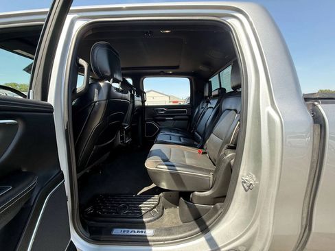 Used 2020 RAM 1500 Laramie AWD/4WD image 11