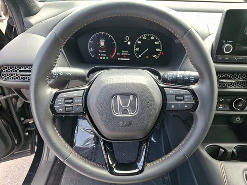 Used 2024 Honda HR-V Sport image 18