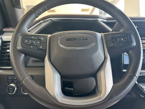 Used 2024 GMC Sierra 2500 Denali AWD/4WD image 22