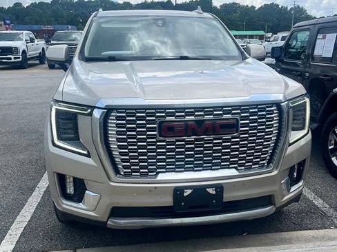 Used 2021 GMC Yukon Denali AWD/4WD image 7