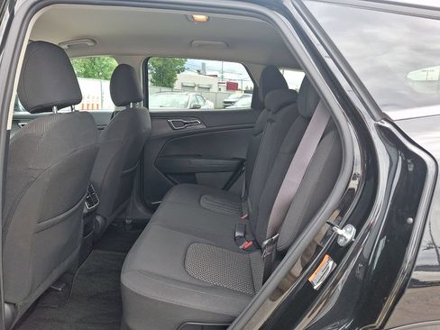 Certified 2023 Kia Sportage LX AWD/4WD image 11