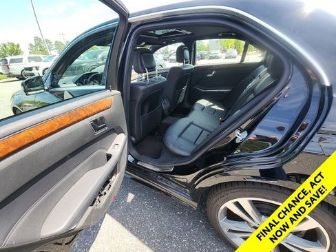 Used 2014 Mercedes-Benz E 350 Sedan image 19