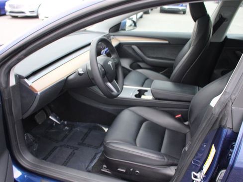 Used 2023 Tesla Model 3 Standard Range RWD image 11