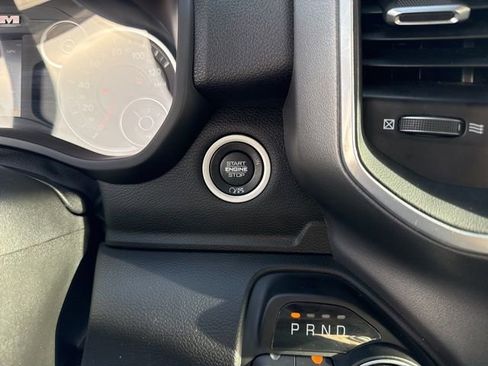 Used 2024 RAM 2500 Big Horn w/ Bed Utility Group image 16