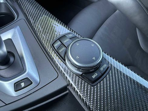 Used 2016 BMW M4 image 16