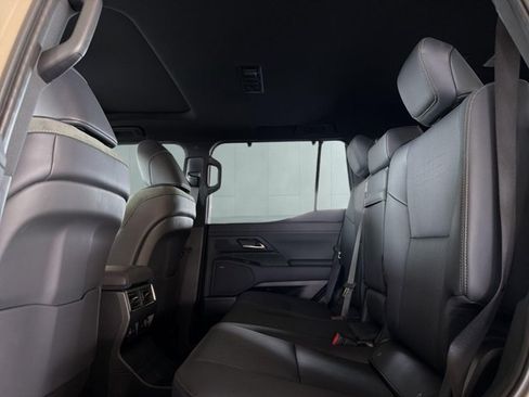 Certified 2026 Lexus GX 550 AWD/4WD image 11