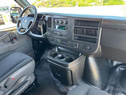 Used 2024 Chevrolet Express 2500 w/ Driver Convenience Package RWD image 18